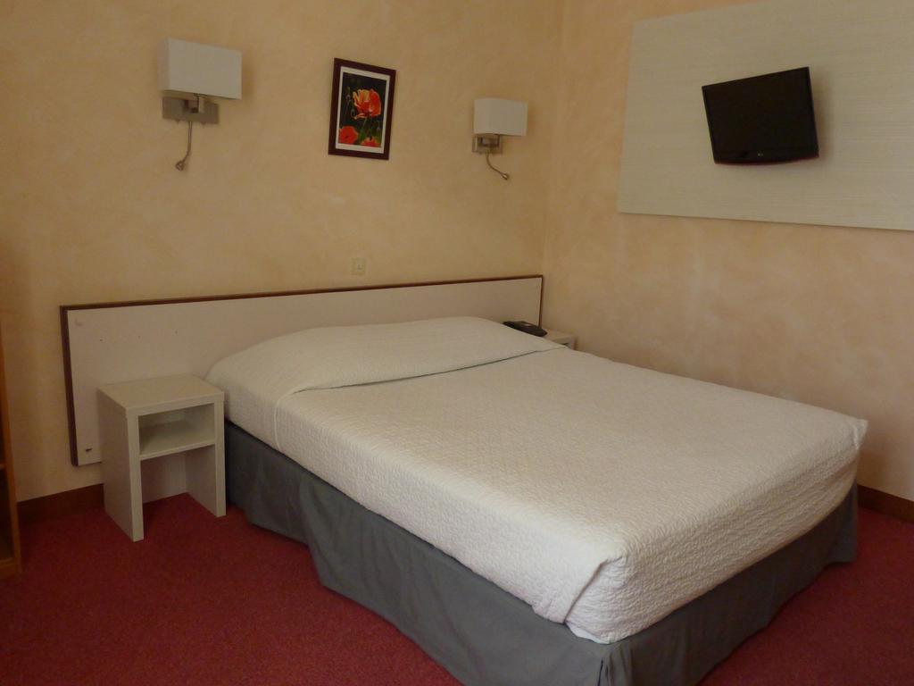 Hotel Du Centre Пьерлат Экстерьер фото